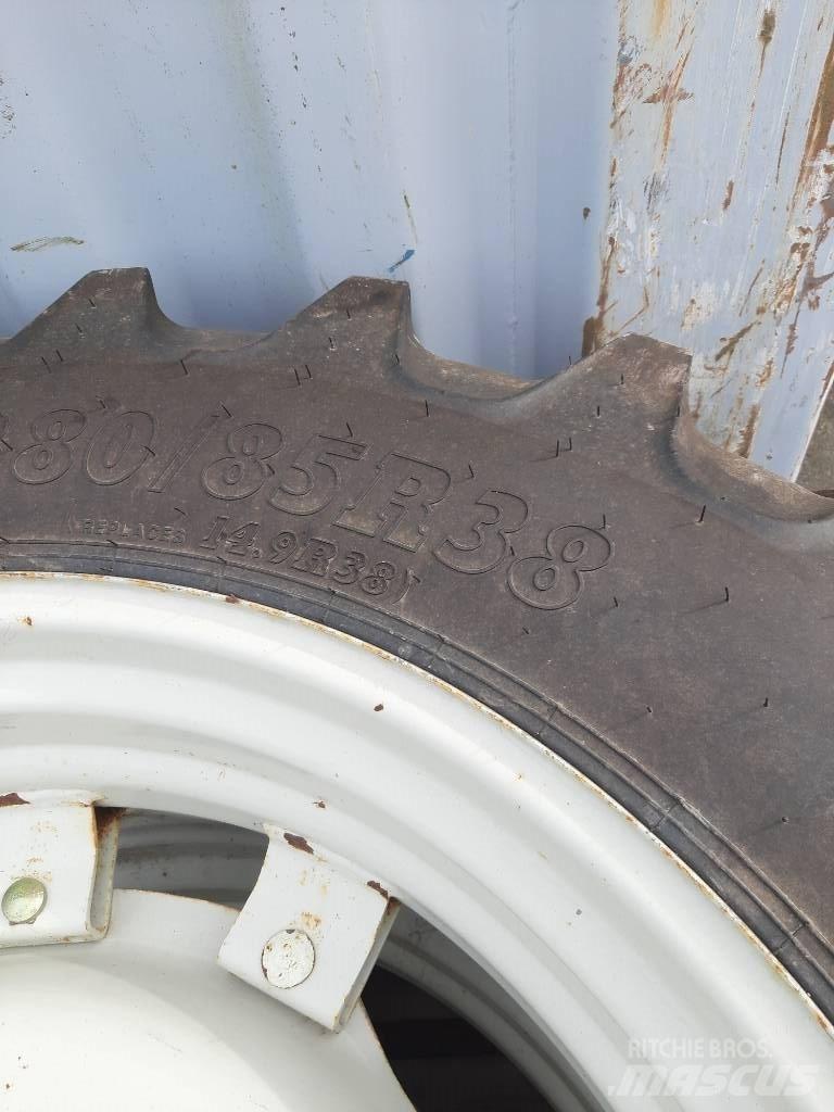 BKT 380/85R34 Inne akcesoria do ciągników