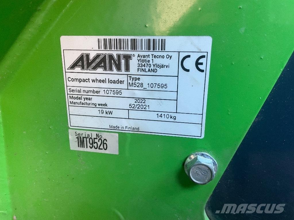 Avant 528 Ładowarki wielofunkcyjne
