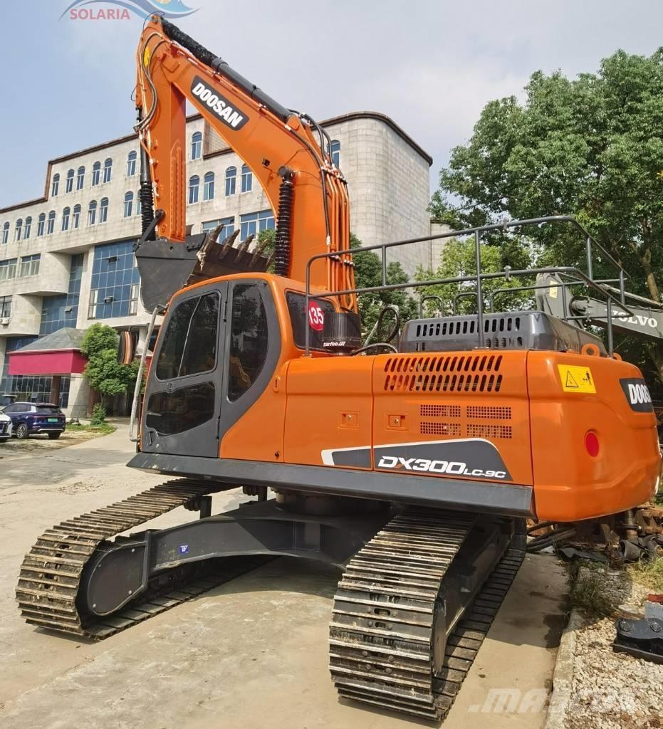Doosan DX 300 LC Koparki gąsienicowe