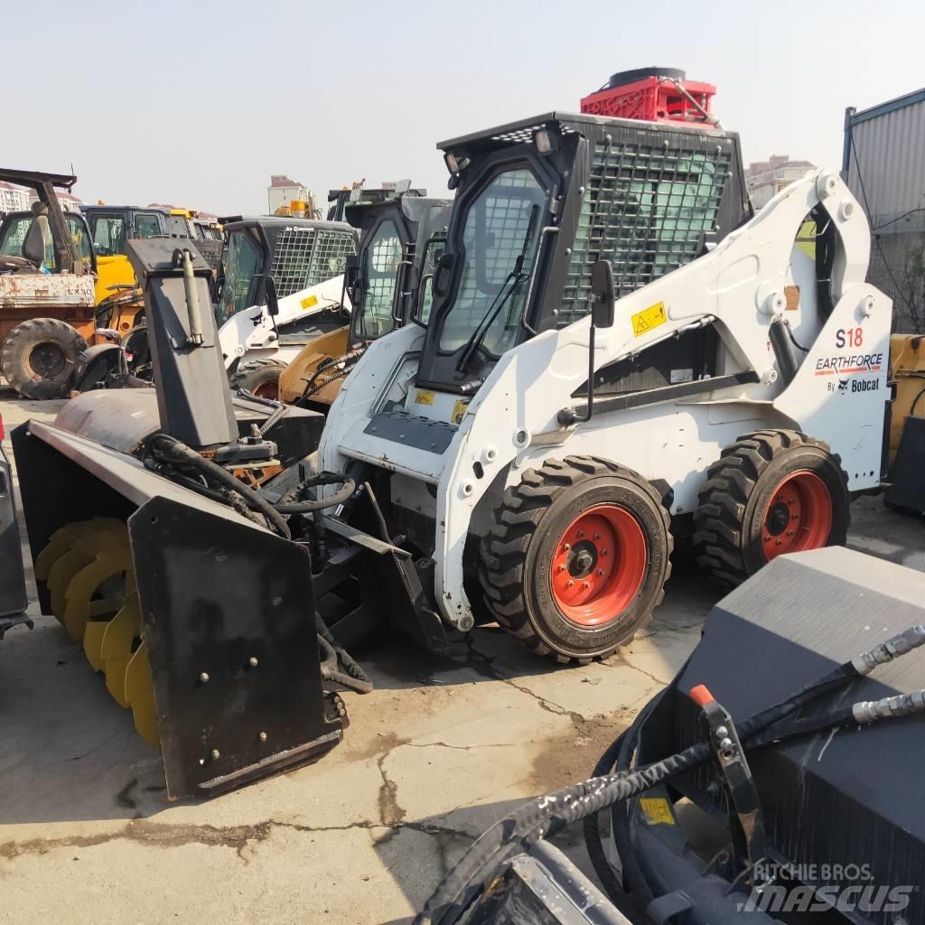 Bobcat S18 Ładowarki burtowe