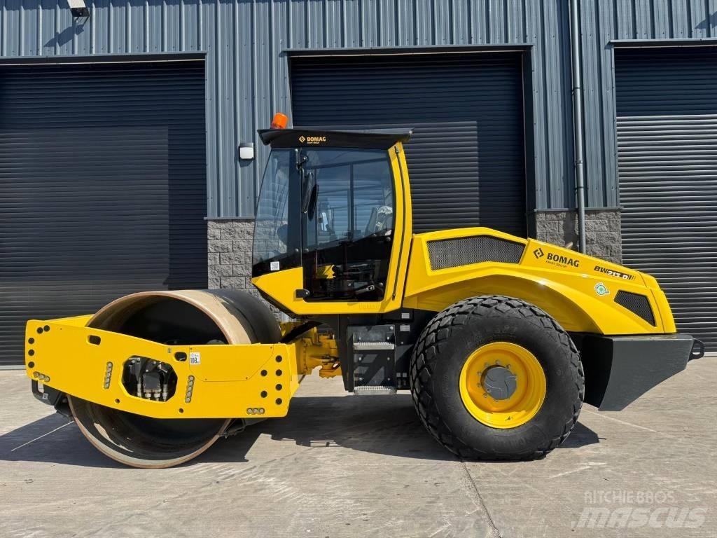 Bomag BW 213 D H-2 Walce jednobębnowe
