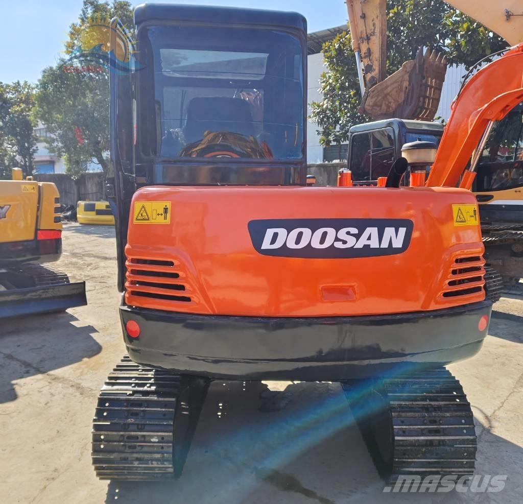 Doosan DH 55 Minikoparki