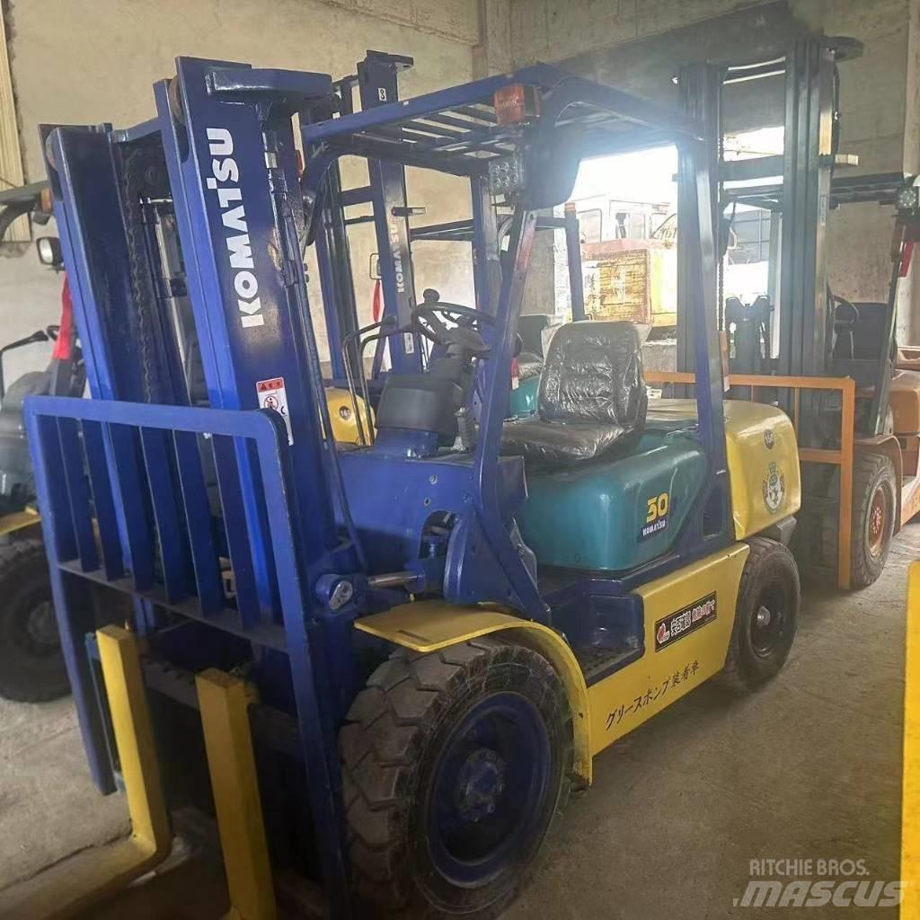 Komatsu F30T Wózki Diesla