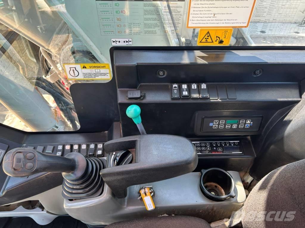 Takeuchi TB 2150 R Koparki gąsienicowe