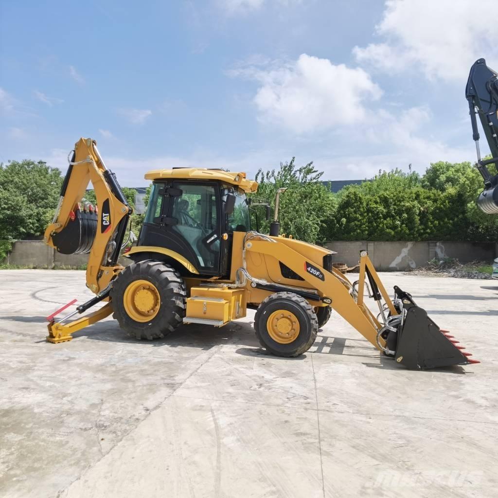 CAT 420 F Koparko-ładowarki