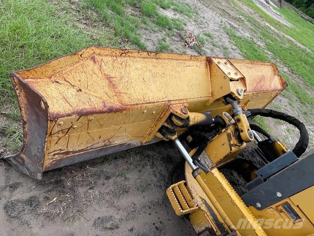 DEERE 450J LGP Spycharki gąsienicowe
