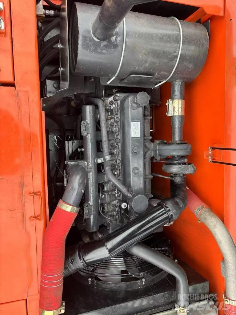 Doosan 225 LCA Koparki gąsienicowe