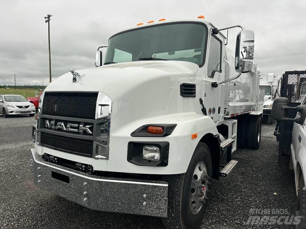 Mack MD7 Śmieciarki