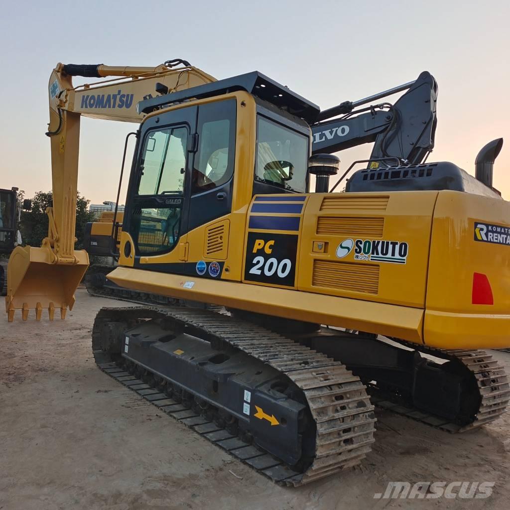 Komatsu PC 200-8 Koparki gąsienicowe