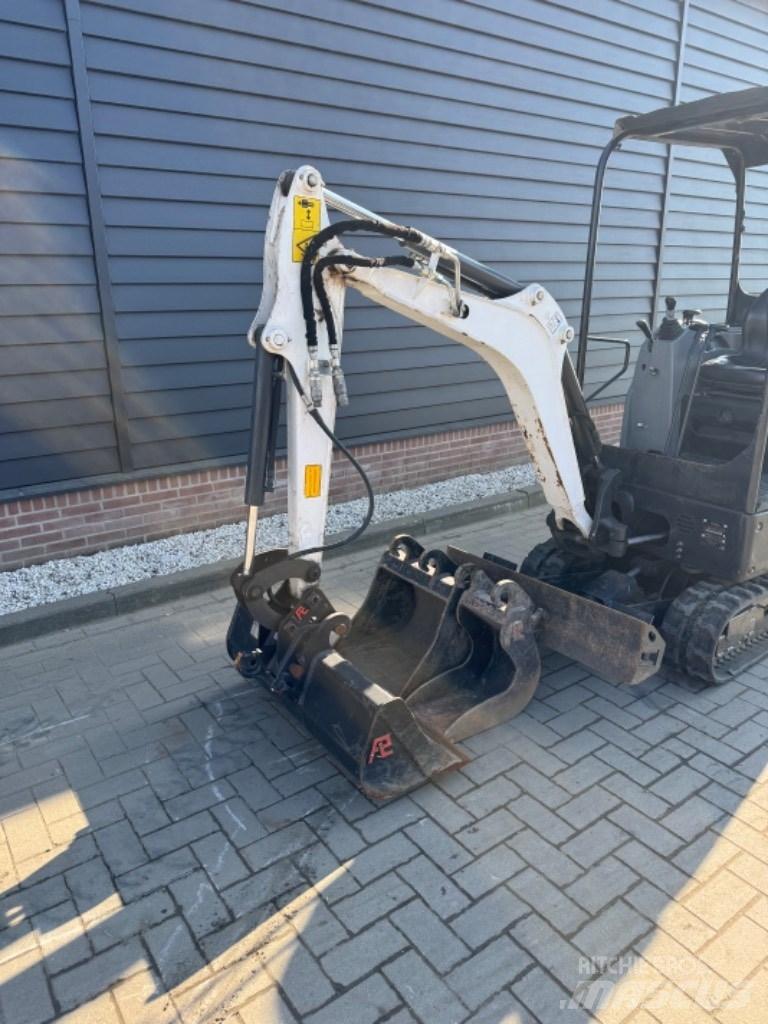 Bobcat E 17 Minikoparki