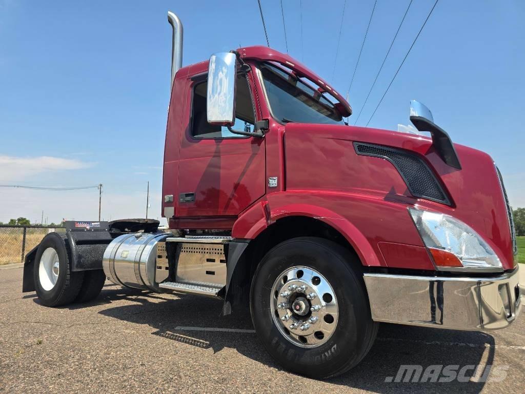 Volvo VNL 42 T300 Ciągniki siodłowe