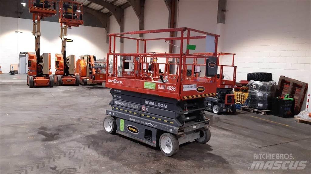 SkyJack SJIII4626 Podnośniki nożycowe
