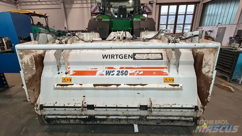 Wirtgen WS 250 Recyklery do asfaltu