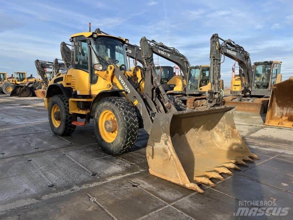 Volvo L45H Ładowarki burtowe