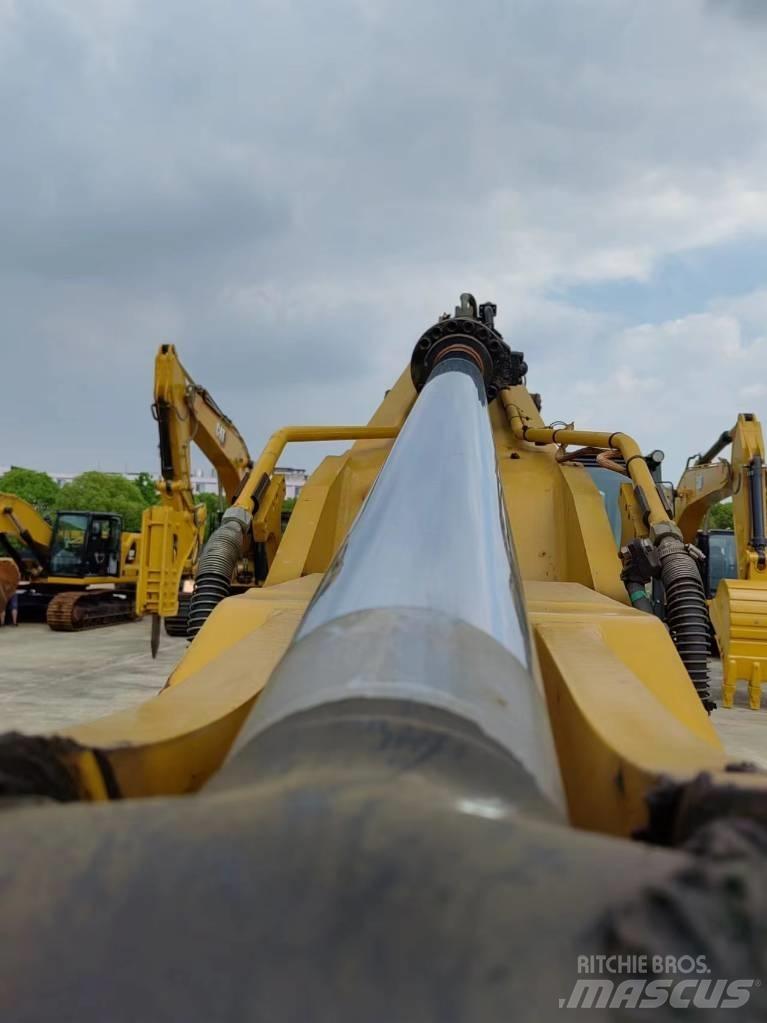 CAT 330 Koparki gąsienicowe