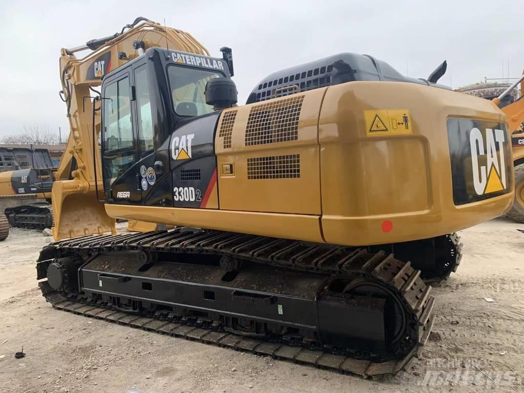 CAT 330 D Koparki gąsienicowe