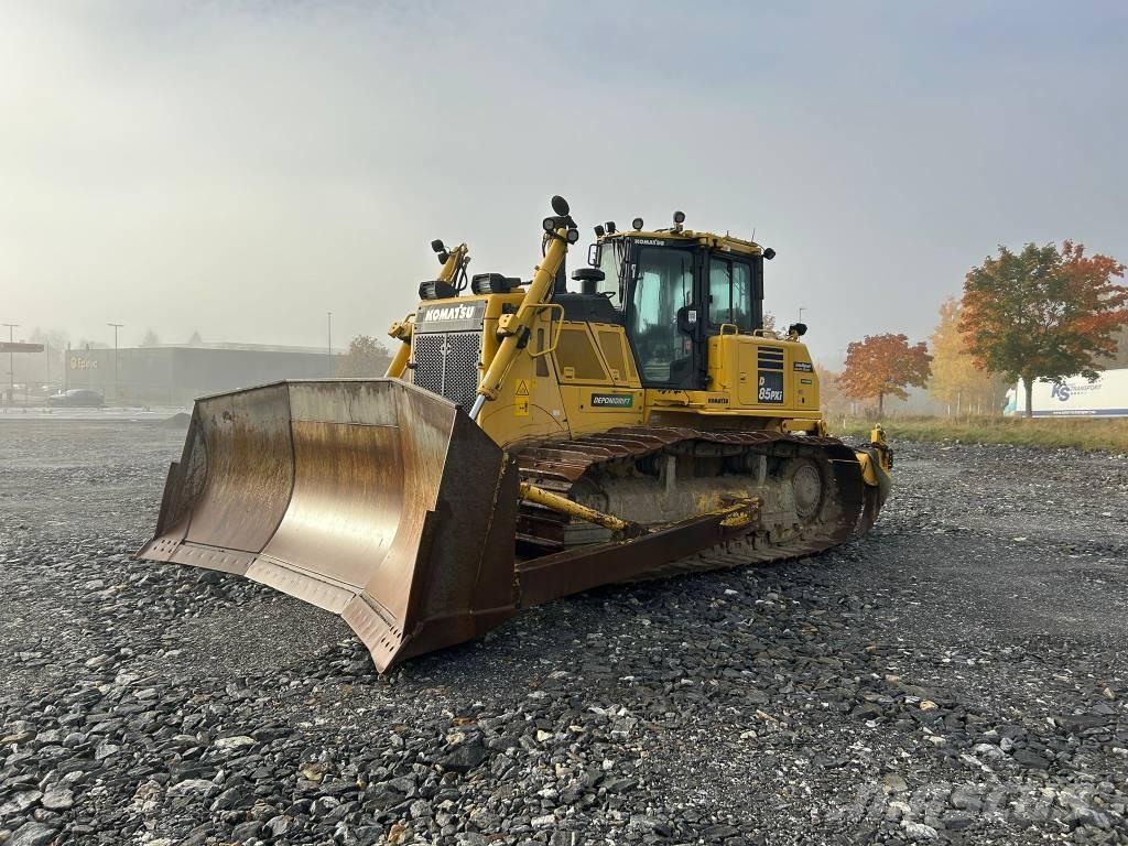 Komatsu D 85 PXi-18 Spycharki gąsienicowe