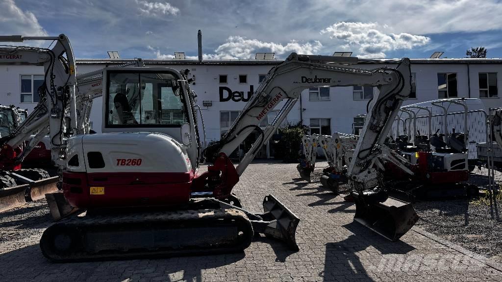 Takeuchi TB 260 Minikoparki