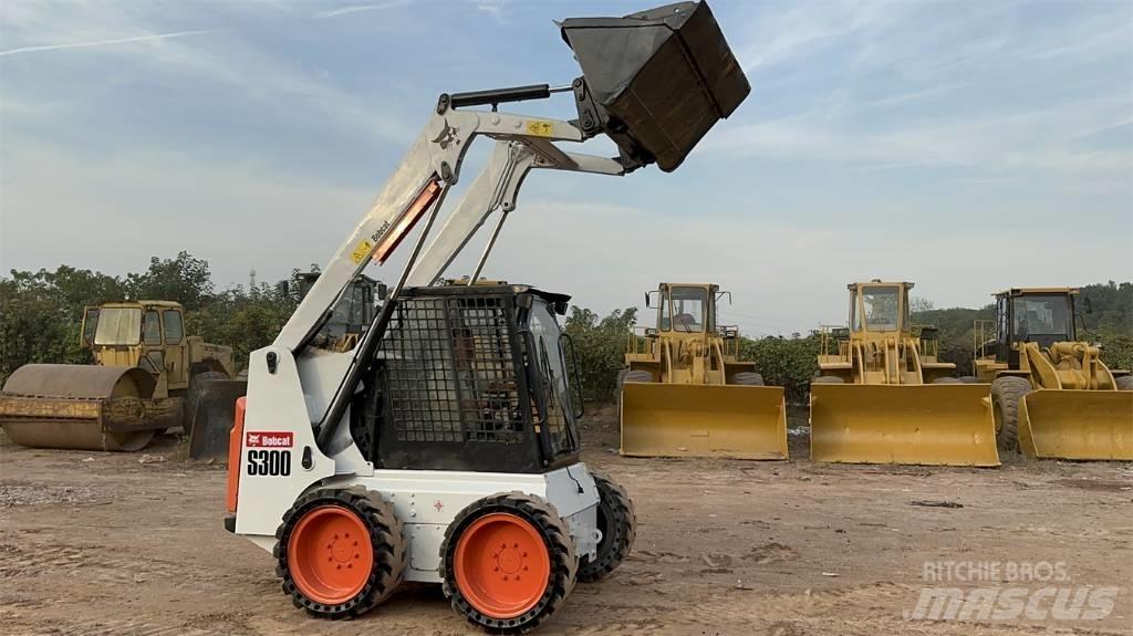 Bobcat S 300 Ładowarki burtowe