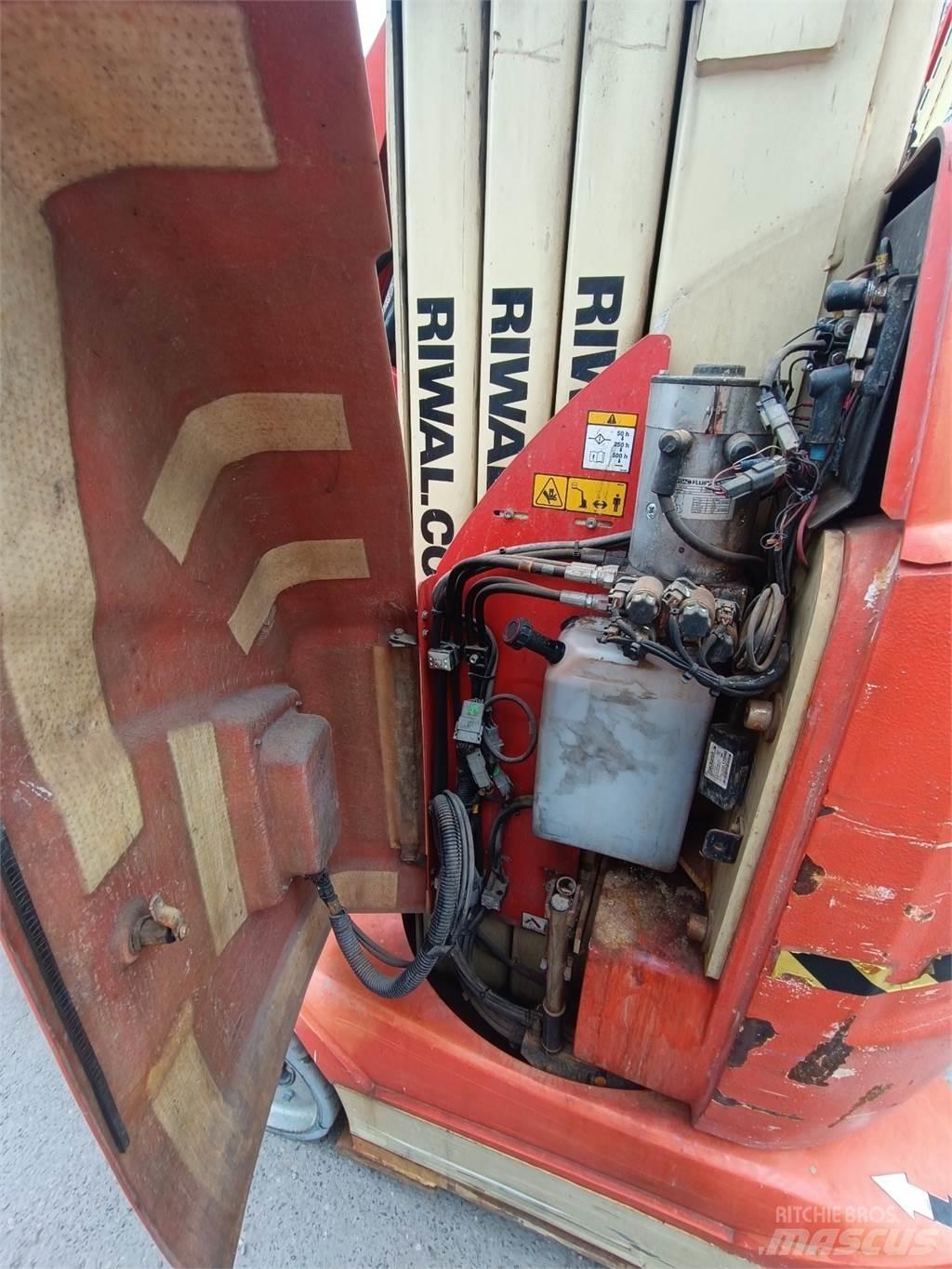 JLG T10E Inne podnośniki