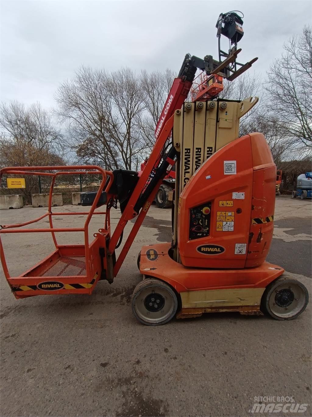 JLG T10E Inne podnośniki