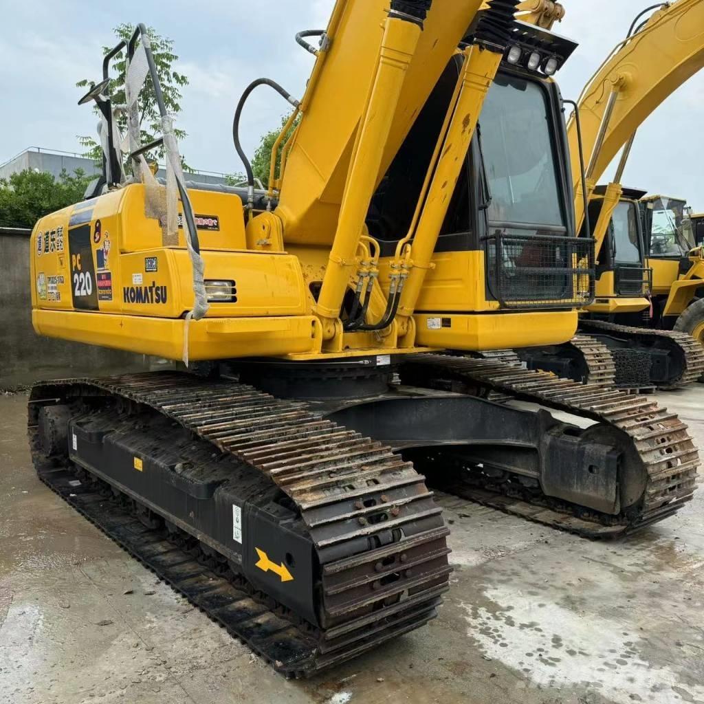Komatsu PC 220-8 Koparki gąsienicowe
