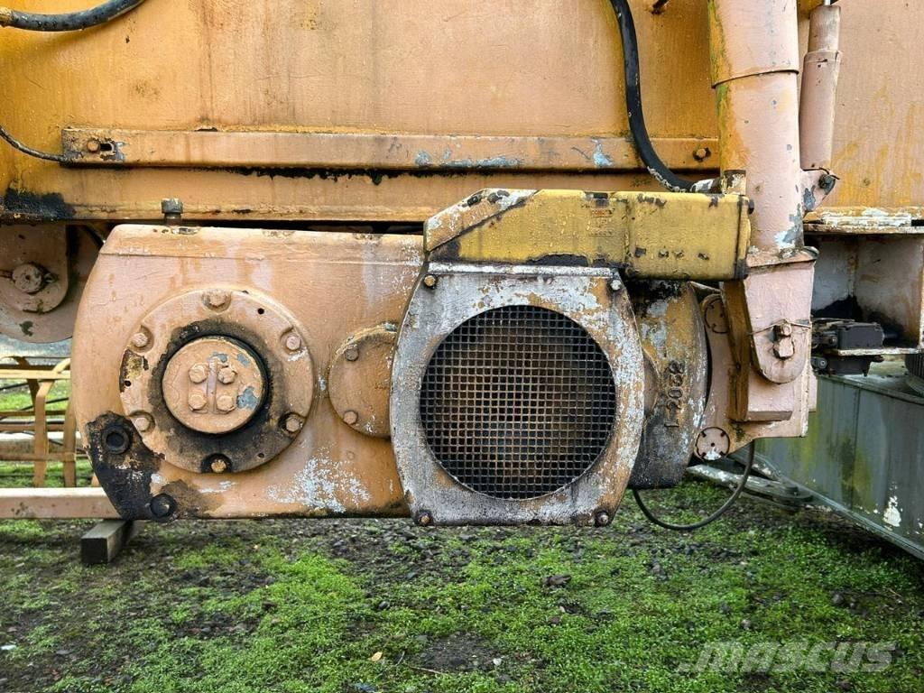 Liebherr 88 K Części do dźwigów oraz wyposażenie