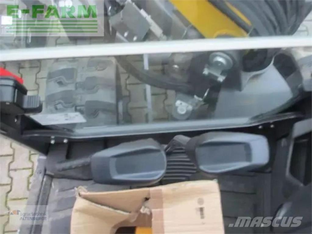 New Holland e55d Minikoparki