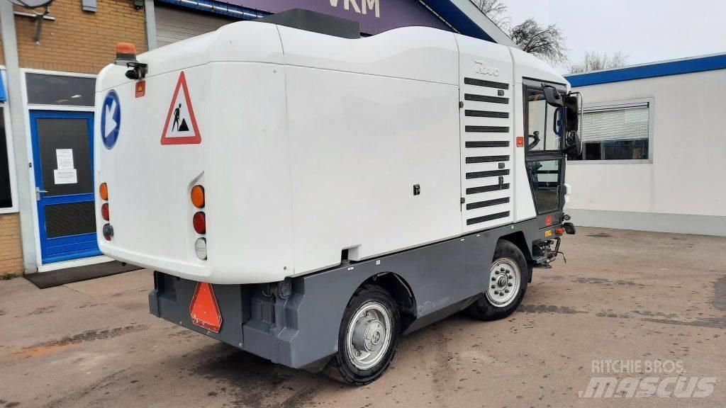 Ravo 530ST Zamiatarki - Zgarniarki - Odśnieżarki