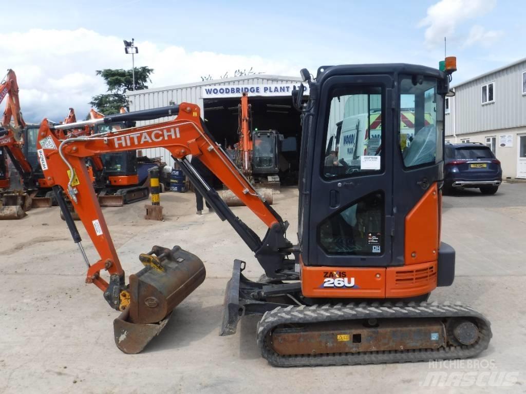 Hitachi ZX 26 U-6 Minikoparki