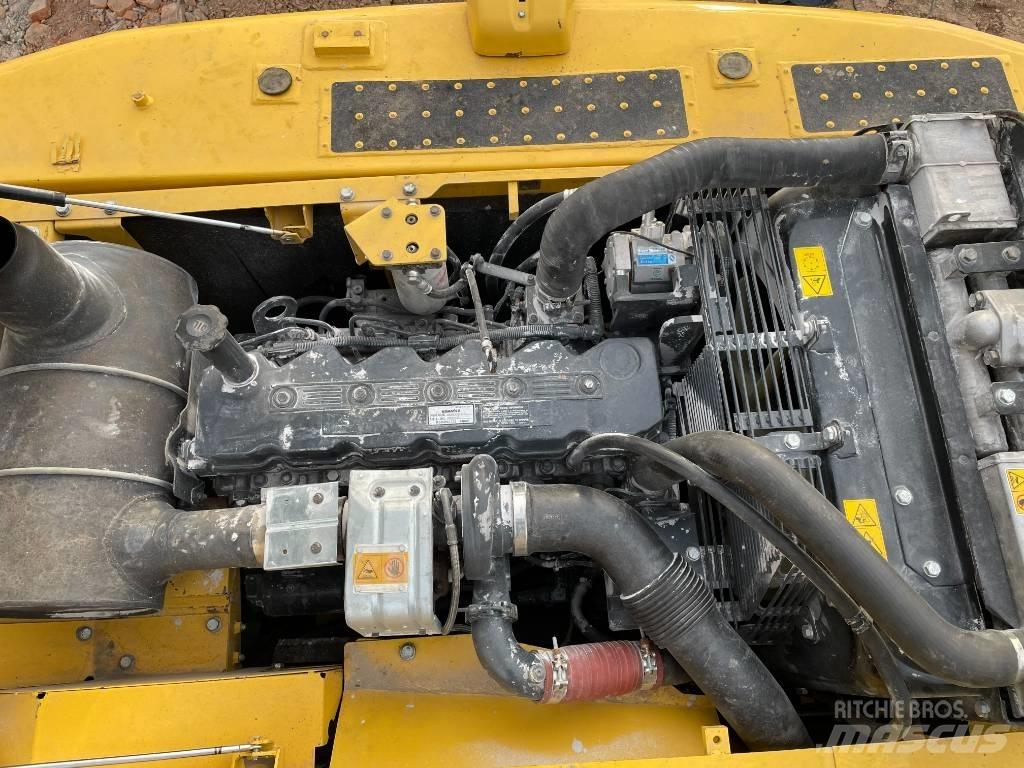 Komatsu 200-8 Koparki gąsienicowe