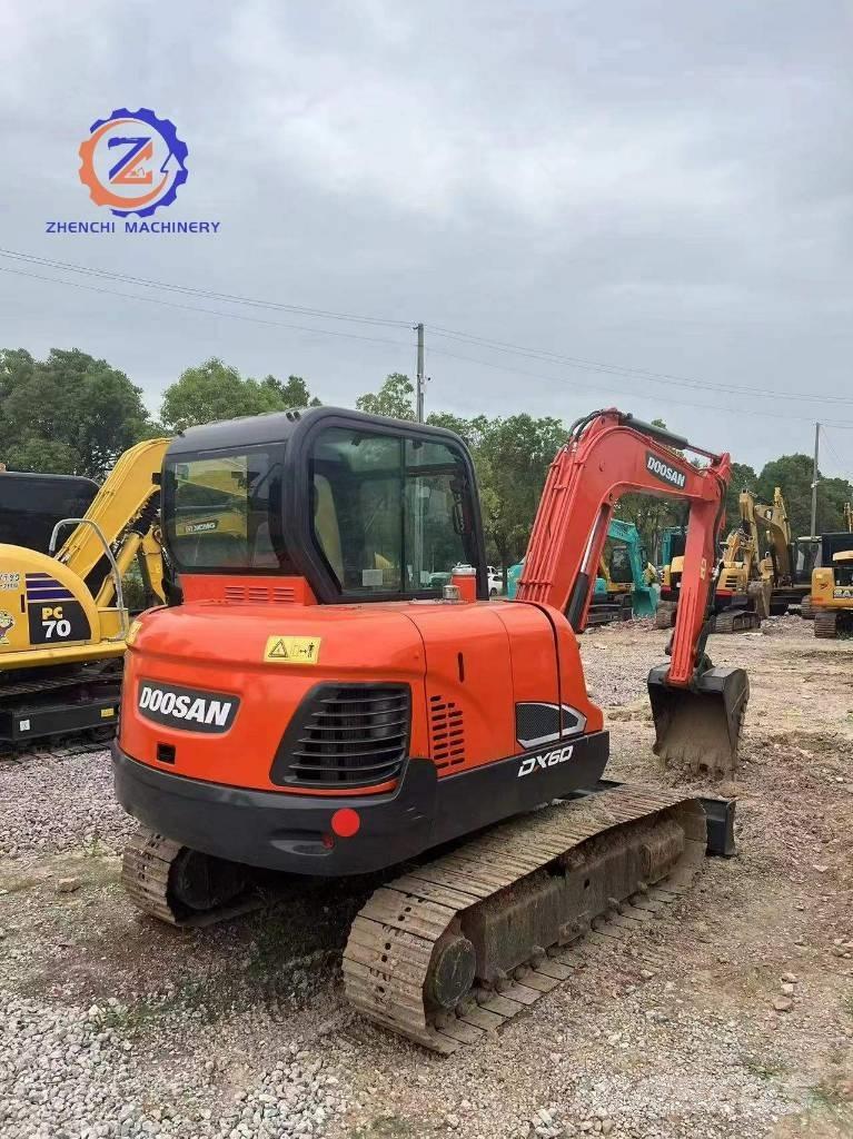 Doosan DX 60 Minikoparki