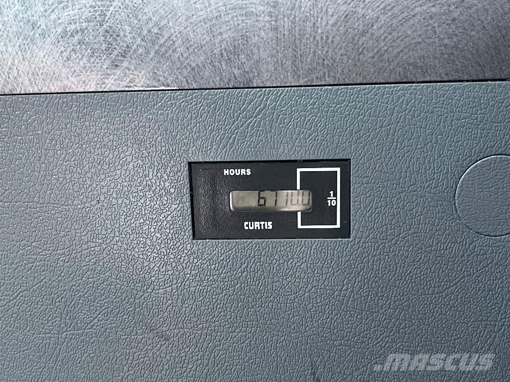 Hyundai HX140L Koparki gąsienicowe