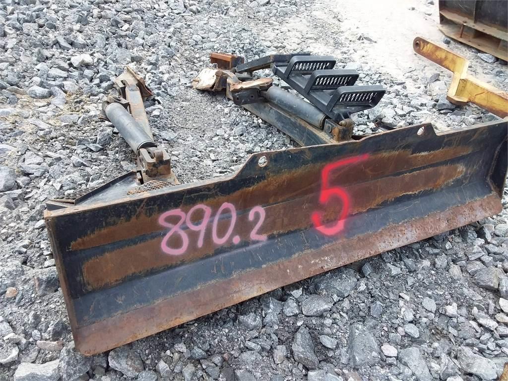 Valmet 890 Inne akcesoria