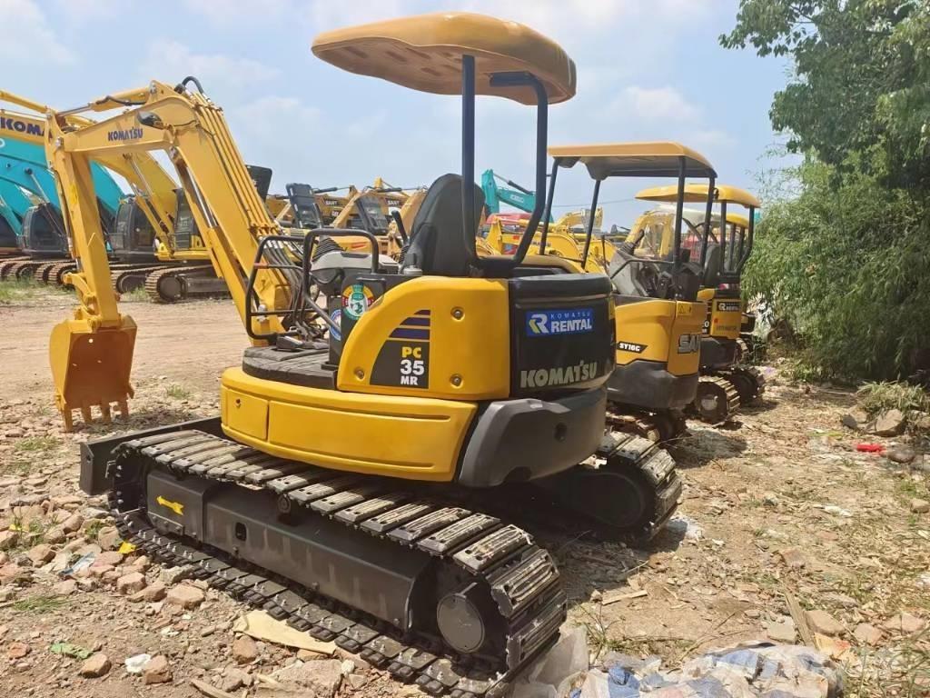 Komatsu PC35 Minikoparki