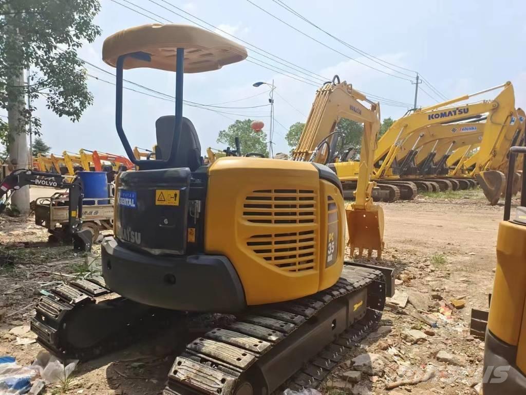 Komatsu PC35 Minikoparki