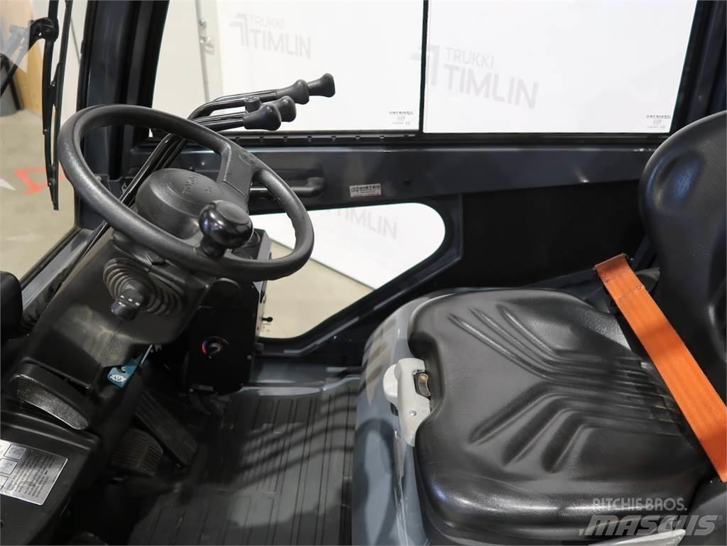 Toyota 02-8FGF25 Wózki LPG