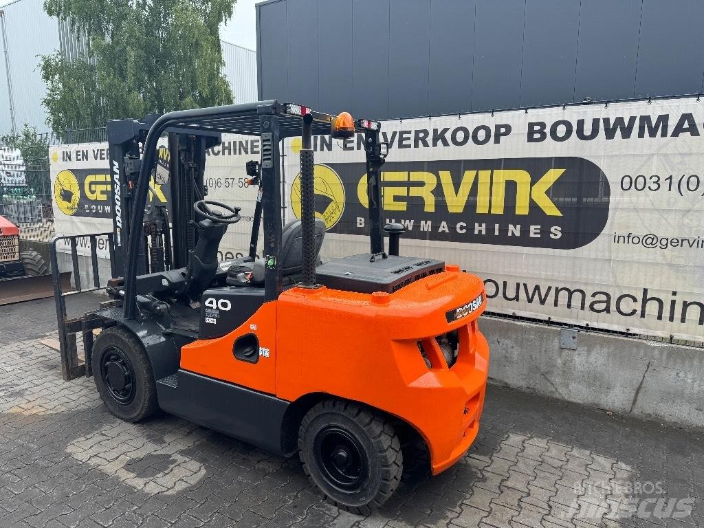 Doosan D 40 SC-7 Wózki Diesla