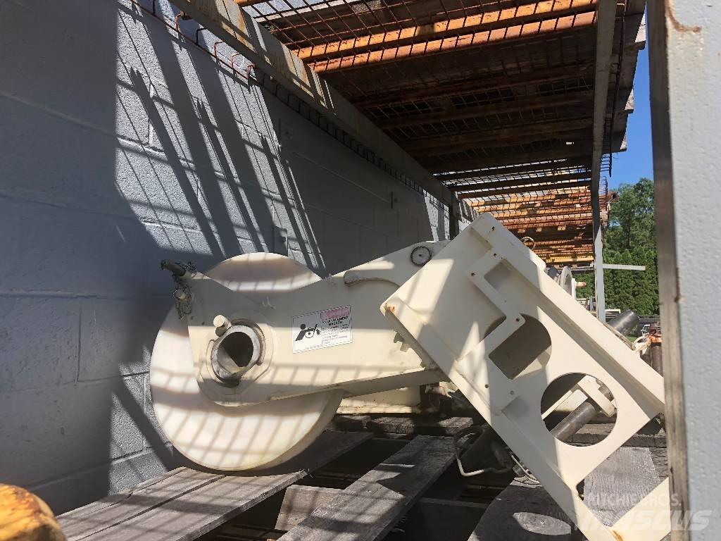 Demag AC 250-1 Żurawie szosowo-terenowe