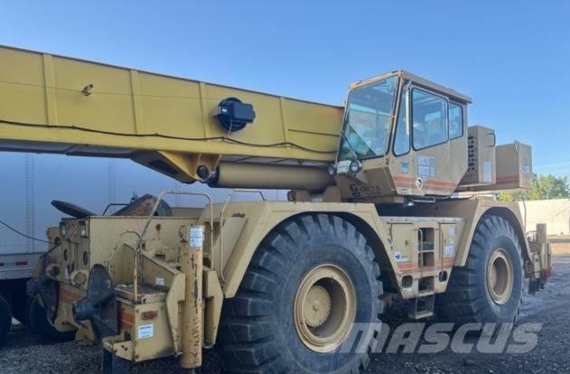 Grove RT 870 Żurawie terenowe