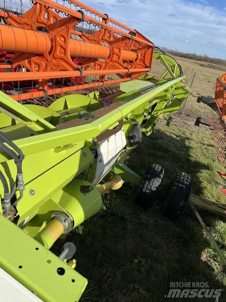 CLAAS Tucano 440 Kombajny zbożowe