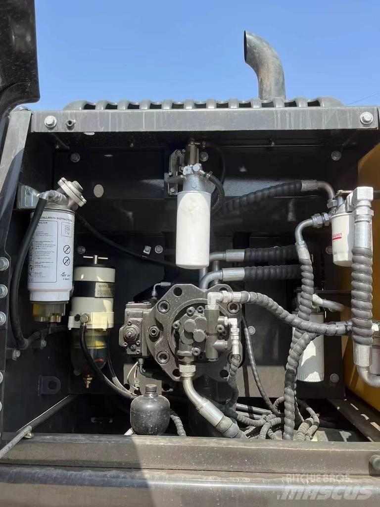 Volvo EC 240 Koparki gąsienicowe