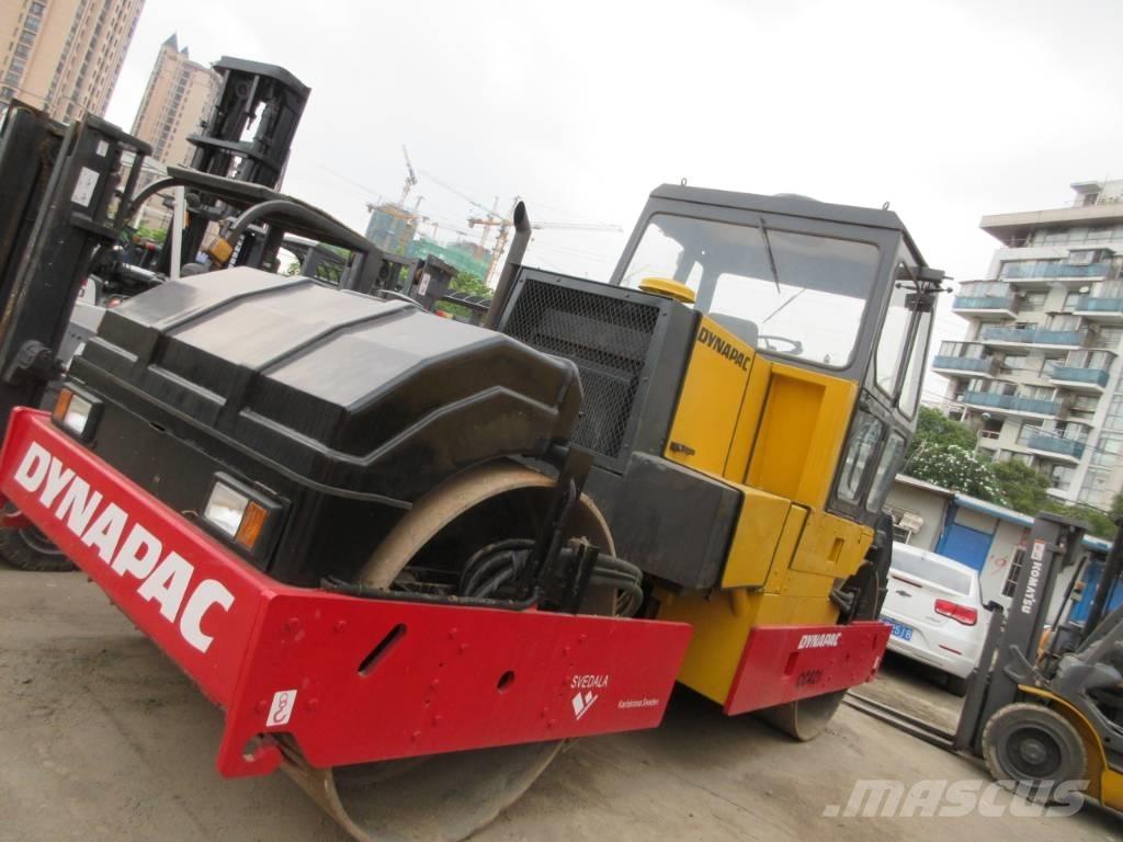 Dynapac CC 421 Walce dwubębnowe