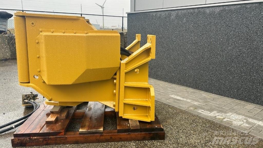 CAT D 7 G Wciągarki