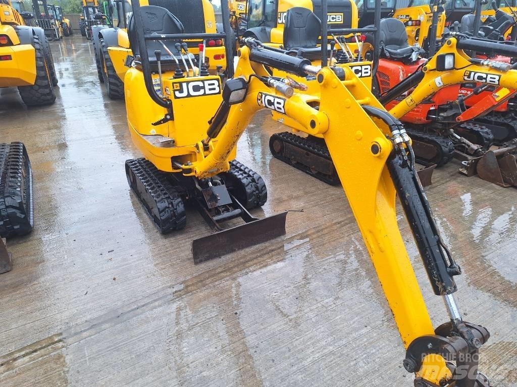 JCB 8008 Minikoparki