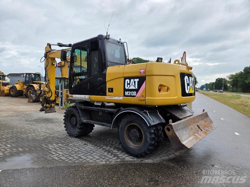 CAT M313D Koparki kołowe