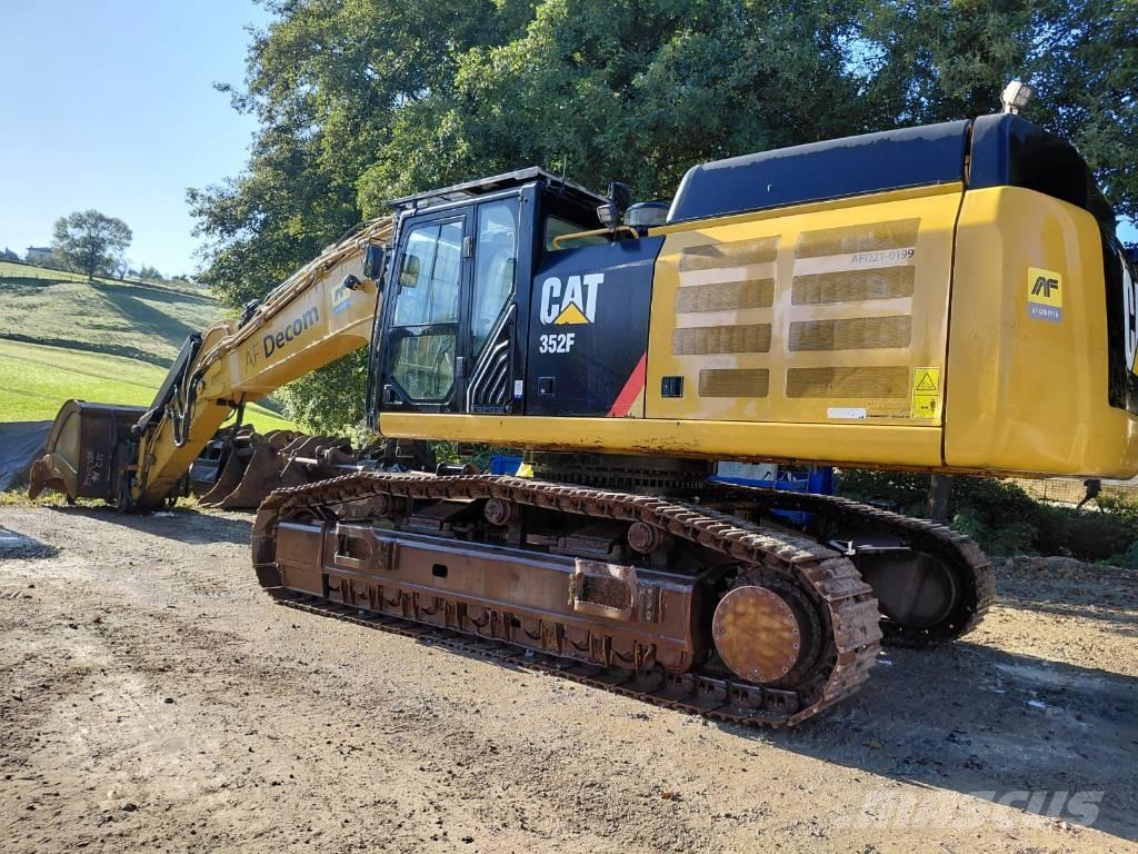 CAT 352 F Koparki gąsienicowe