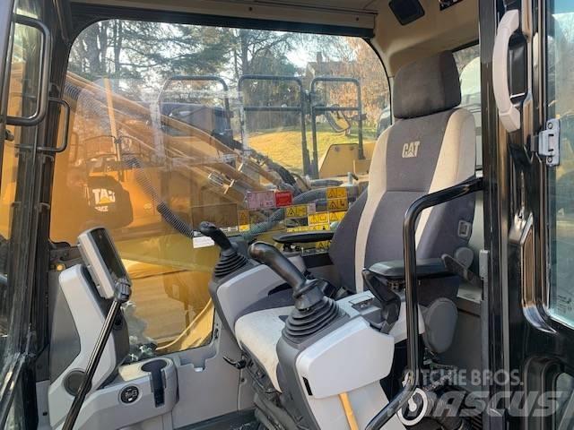 CAT 330 F LN Koparki gąsienicowe