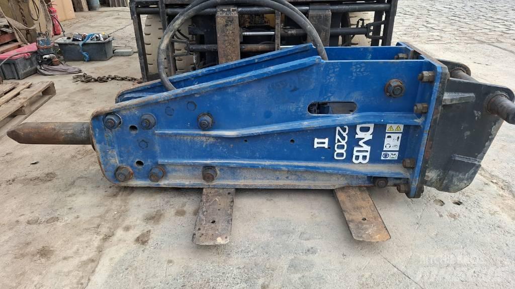 DMB 2200 Młoty hydrauliczne