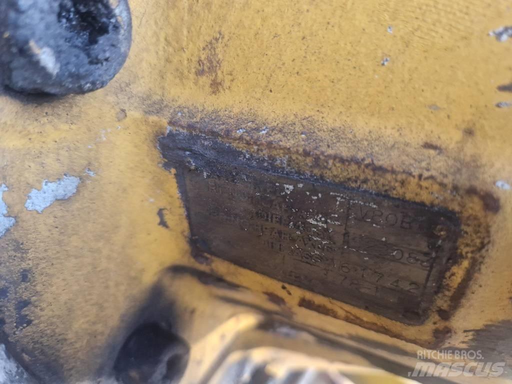 Volvo A25C Mosty, wały i osie